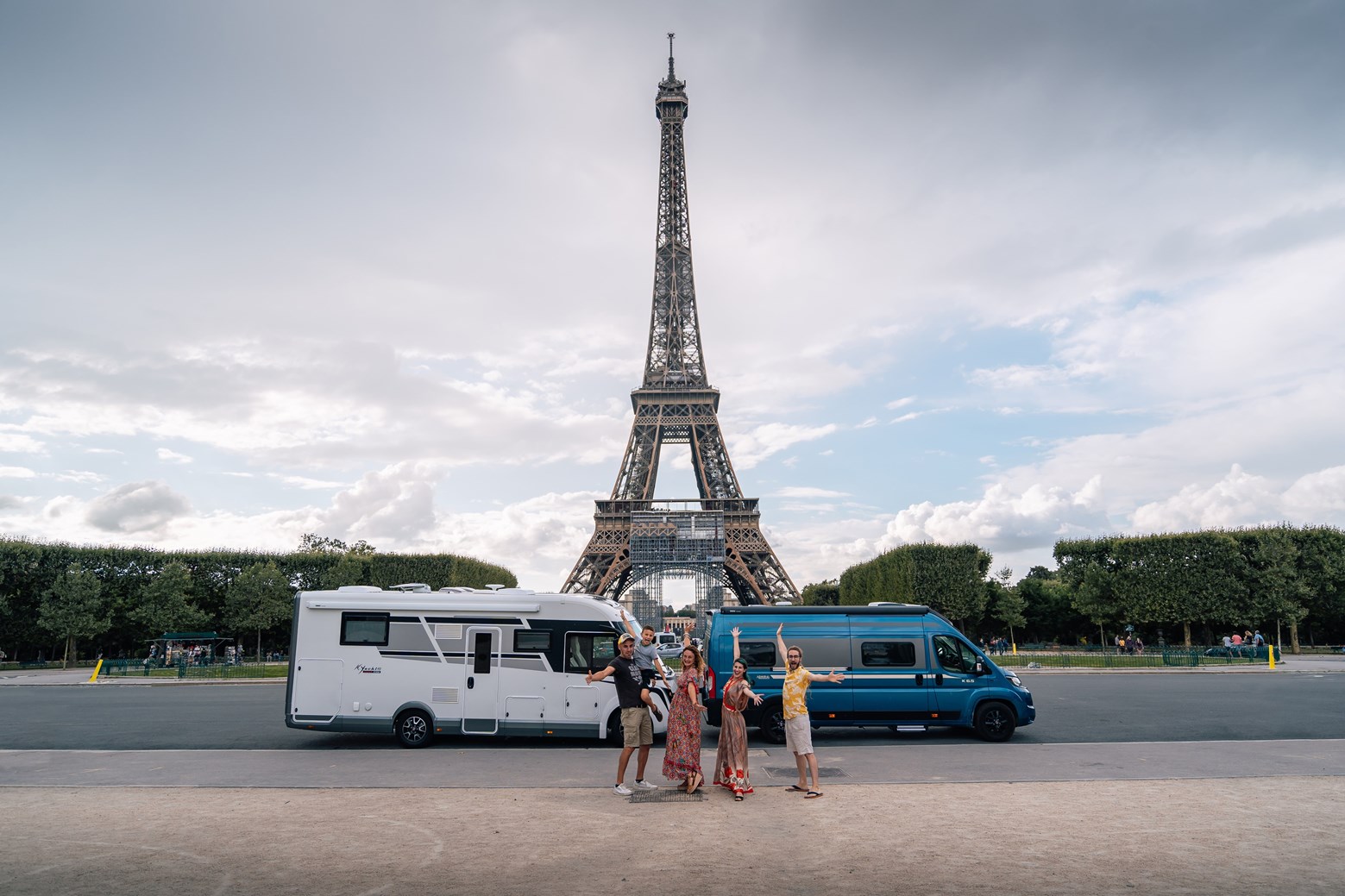 mobilvetta-tour-parigi-camper e van.jpg